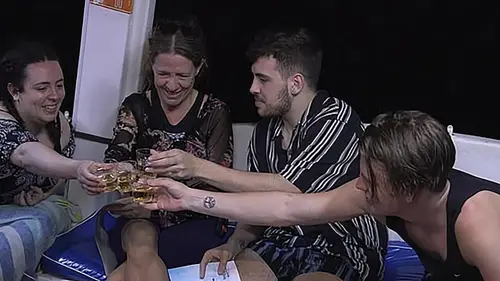 Rich Holiday, Poor Holiday S02E05 Turkey and tenerife