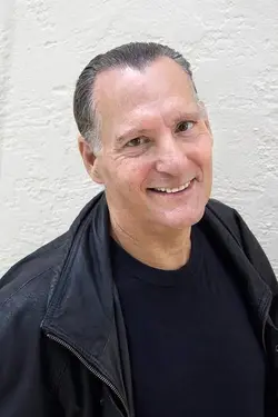 Photo Richard Lewis Warren