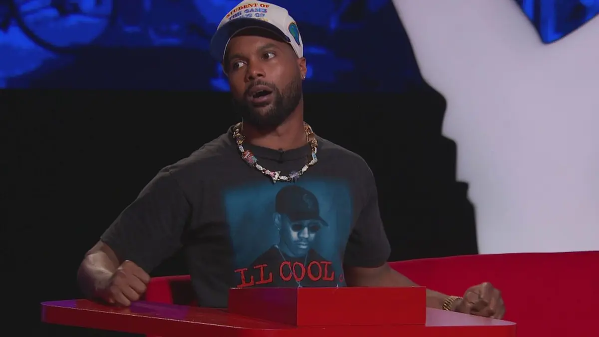 Ridiculous S25E38 Chanel et Sterling CDLXIX
