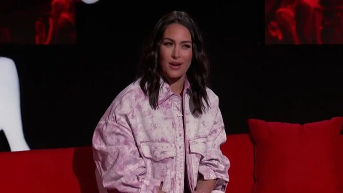 Ridiculous S30E72 Sterling et Brie Bella IV
