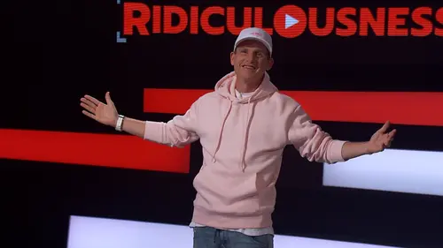 Ridiculous S37E30 Sterling et Carly Aquilino LXII