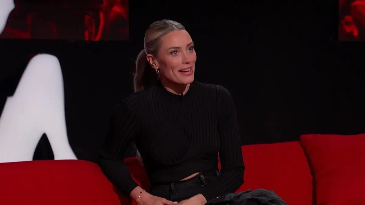 Ridiculous S35E45 Sterling et Nina Agdal XXXIII