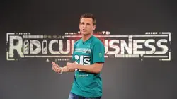 Ridiculous S23E01 Chanel et Sterling CCCLXXIII