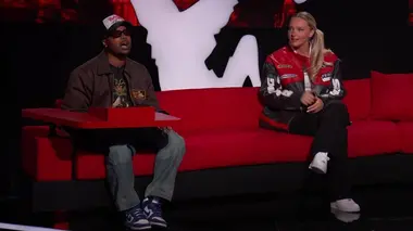 Ridiculous S37E08 Sterling et Camille Kostek XIX