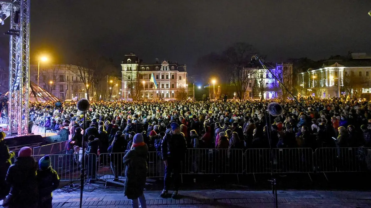 Riga chante en soutien à l'Ukraine