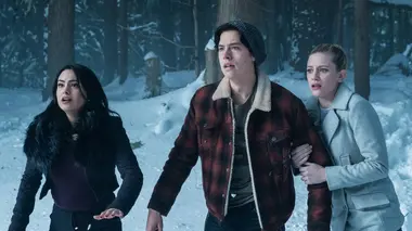Riverdale S01E13 Chapitre treize: Le repos éternel