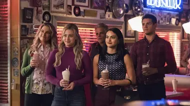 Riverdale S05E05 Chapitre quatre-vingt-un : Retrouvailles