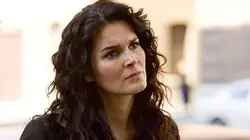 Rizzoli & Isles S03E04 La maison de poupées