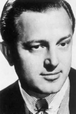 Photo Robert Alan Aurthur