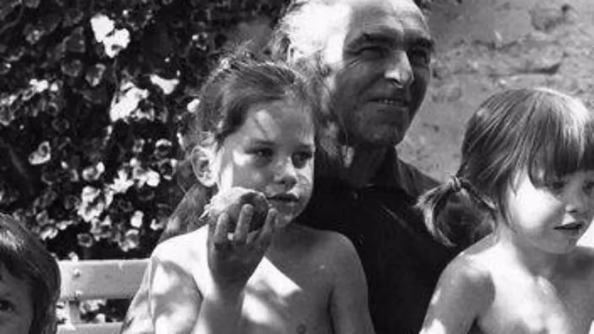 Robert Doisneau, le révolté du merveilleux