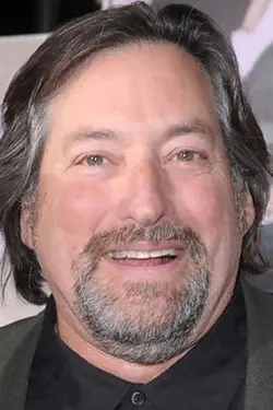 Photo Robert L. Levy