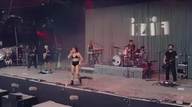 Rock en Seine Izïa