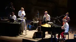 Visuel de Roger Eno and Brian Eno : Un concert au pied de l'Acropole d'Athènes