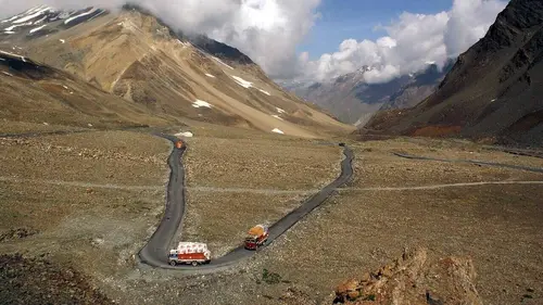 Routes à hauts risques E03 Dans la glace sibérienne