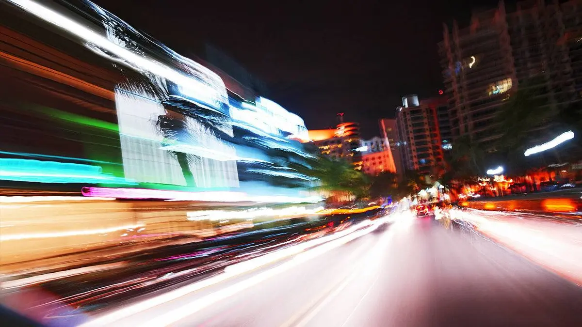 Routes sous haute tension S01E01 Floride : dangers sous les palmiers