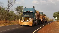 Routiers de l'Outback S09E09 Feux de brousse