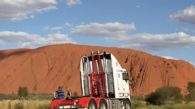 Routiers de l'Outback S02E06 Terres reculées