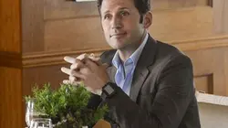 Royal Pains S04E06 Des visages et des hommes en streaming