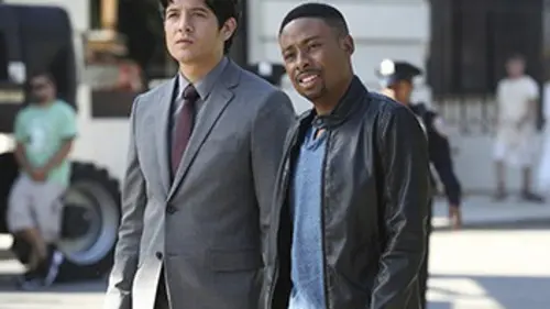 Rush Hour S01E02 48H, montre en main