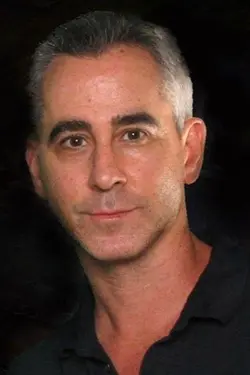 Photo Russell Binder