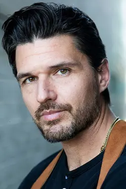 Photo Russell Quinn Cummings