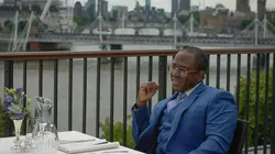 Rwanda, la couleur du sang S01E07 Double Bogey sur le neuvième