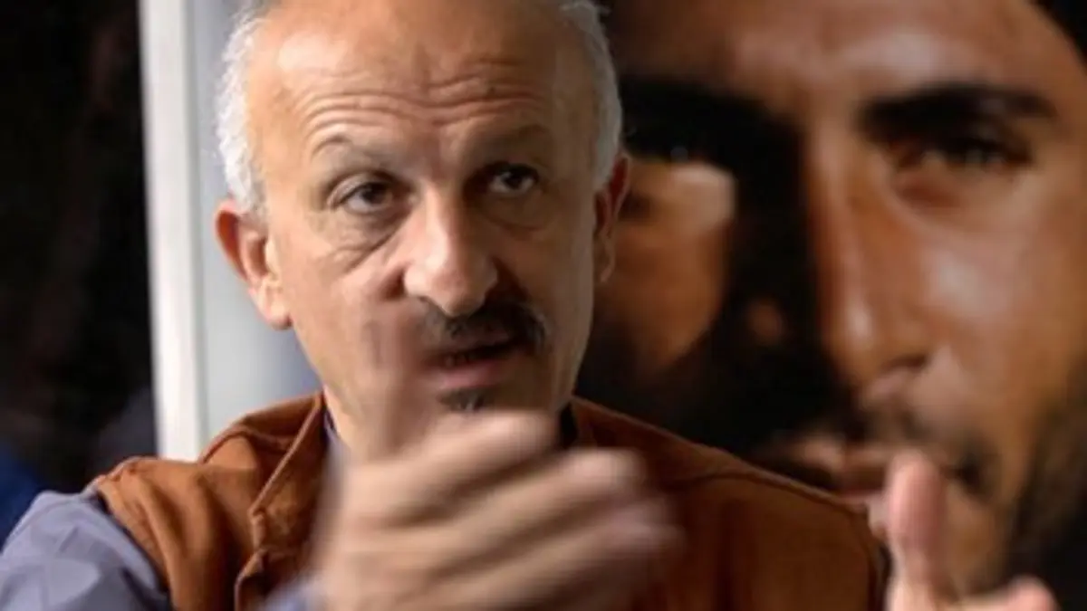 S'il n'en restait qu'une S01E13 Reza