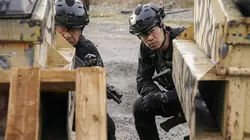 S.W.A.T. S05E19 Evasion en plein ciel en streaming