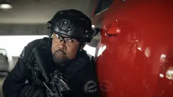 S.W.A.T.  S04E12 Des vies à sauver