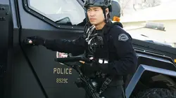 S.W.A.T.  S02E16 La voix de la haine