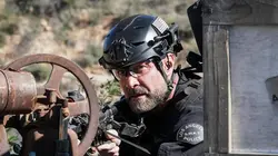 S.W.A.T. S05E17 Explosions en série