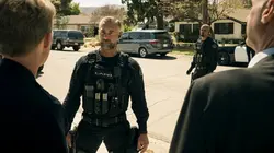 S.W.A.T.  S04E17 Une question d'honneur