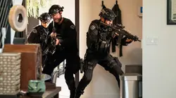 S.W.A.T. S07E09 L'appât
