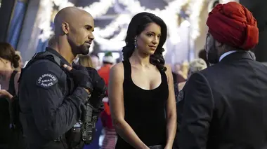 S.W.A.T. S01E08 Miracle de Noël