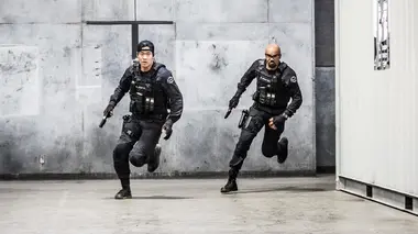 S.W.A.T. S02E13 Acte 2