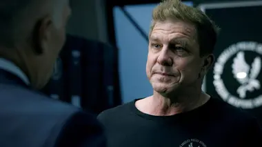 S.W.A.T. S03E15 Chantage sur le ring