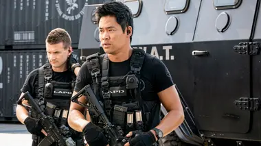 S.W.A.T. S05E03 Le nouveau David 20