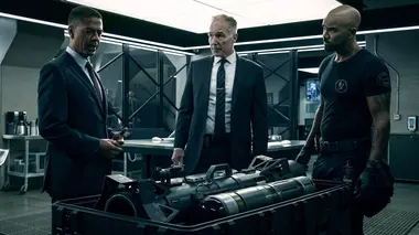 S.W.A.T. S05E10 Triple menace