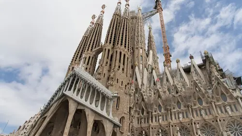 Avis sur Sagrada Familia : l'achèvement de l'église la plus haute du monde