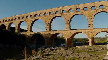 Sale temps pour la planète S10E01 Languedoc, battu par les flots