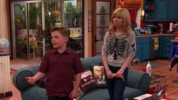 Sam & Cat S01E08 #CompétitionDeTextos