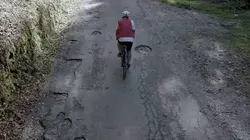 Sans issue : La tuerie de Chevaline Si proche