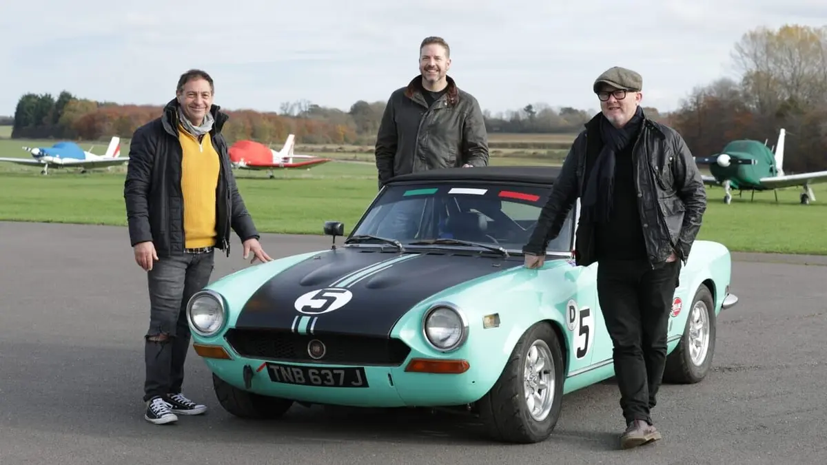 Sauveurs de trésors : voitures de légende Fiat 124 Spider