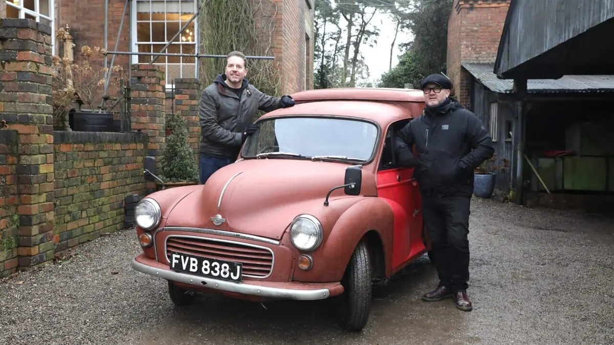 Sauveurs de trésors : voitures de légende Van Morris Minor GPO