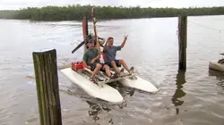 Savants fous! E07 Engin flottant non identifié