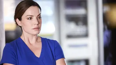 Saving Hope, au-delà de la médecine S04E10 En mille morceaux