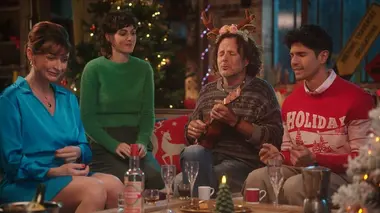 Scènes de ménages : un Noël complètement givré