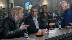 Schitt's Creek S06E06 Les alliés