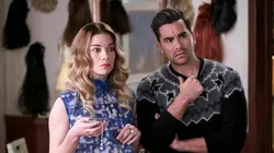 Schitt's Creek S02E12 Pancartes électorales