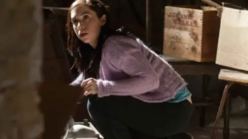 School Spirits E05 La maison hantée de Sigma Alpha Phi